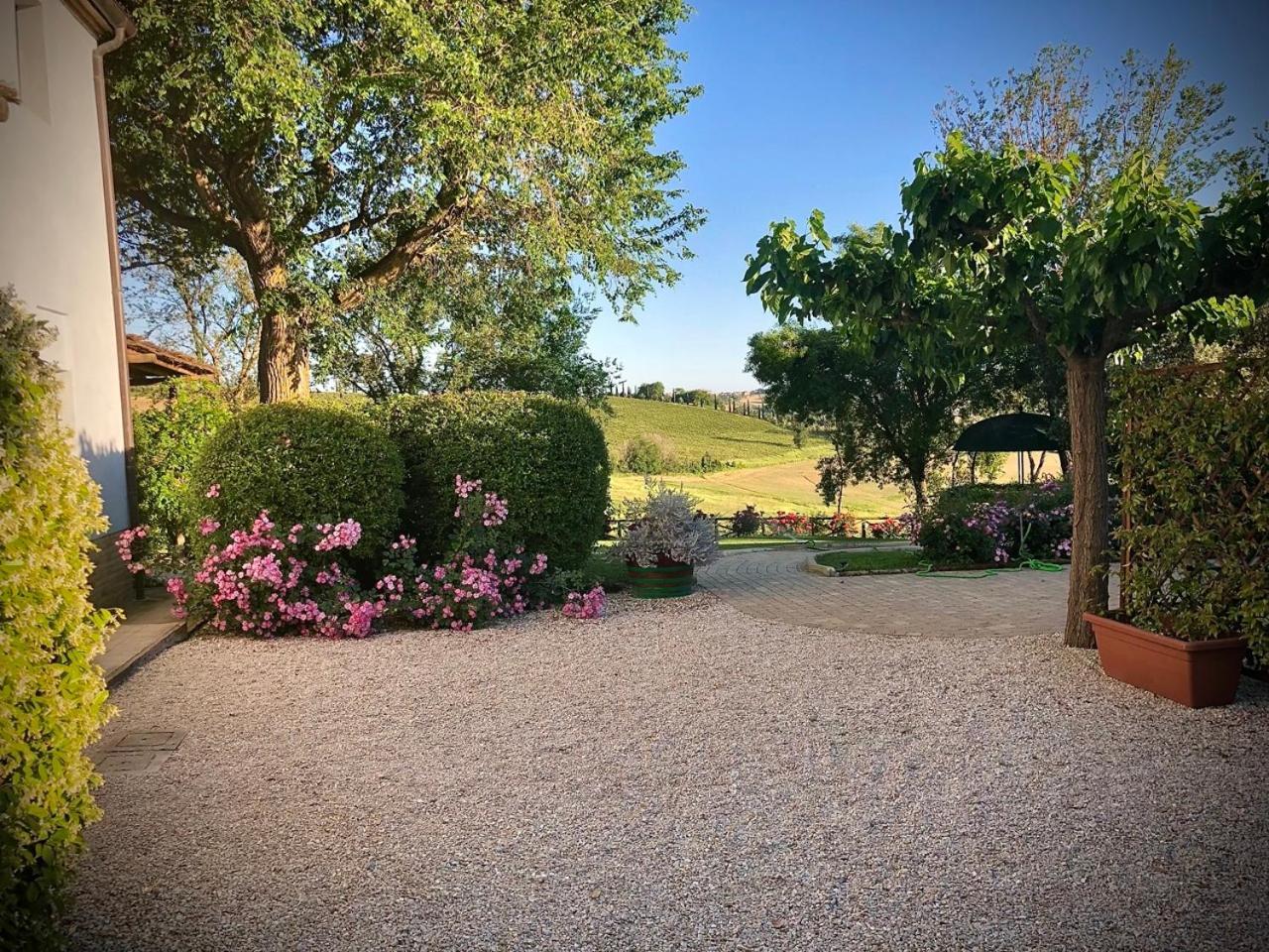 Vigna Sant' Amico Country House Morro dʼAlba Exteriér fotografie